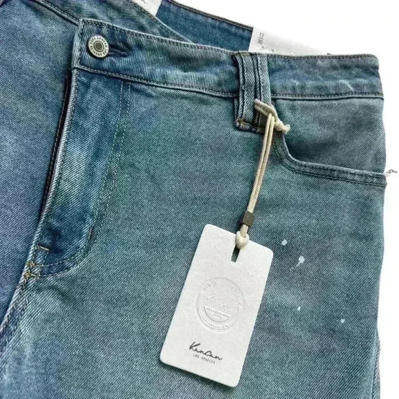 NWT - KanCan Dahana High-Rise Shorts in Medium Wash -Size 13/30 - Picture 2 of 5